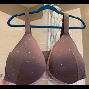 Cacique Intimates & Sleepwear - Cacique 46F Lightly Lined Full Coverage bra Cacique Intimates & Sleepwear - Cacique 46F Lightly Lined Full Coverage bra